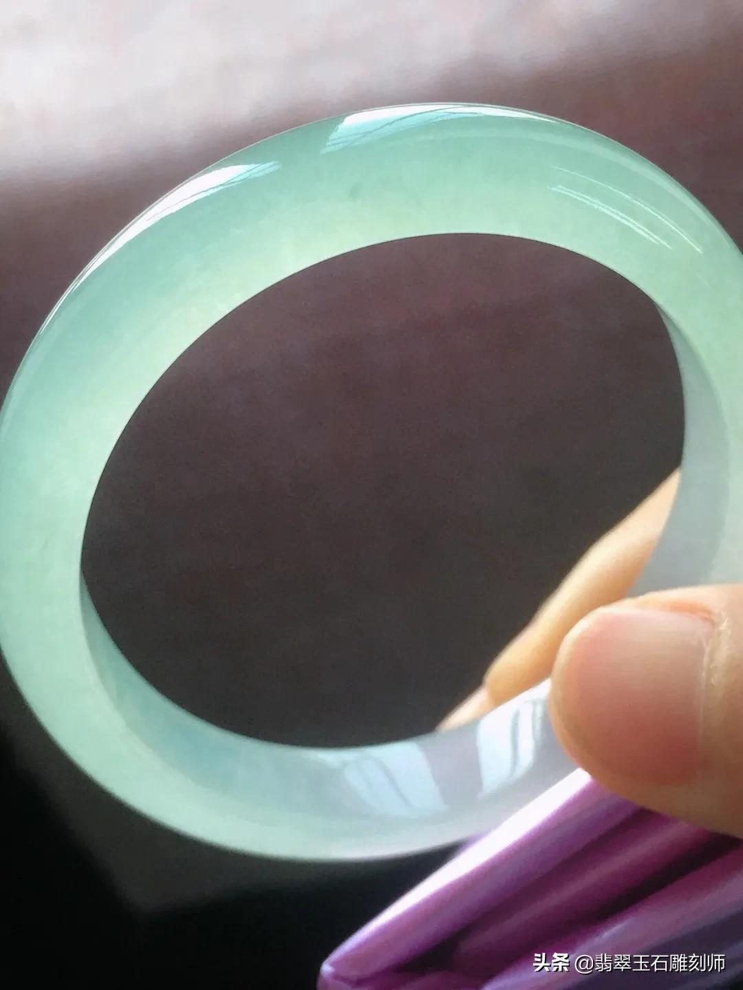 翡翠手镯鉴定及估价,翡翠手镯免费鉴定估价方法