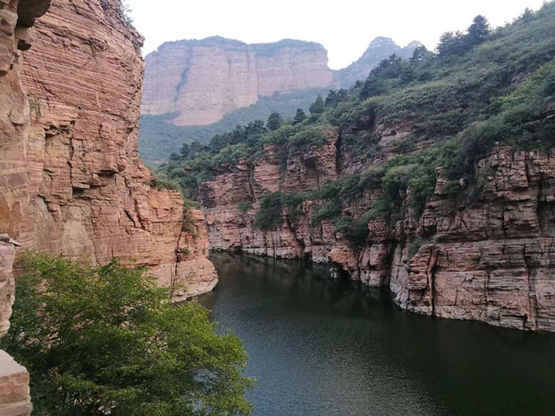 太行山最美挂壁公路打卡,郭亮挂壁公路震撼世界