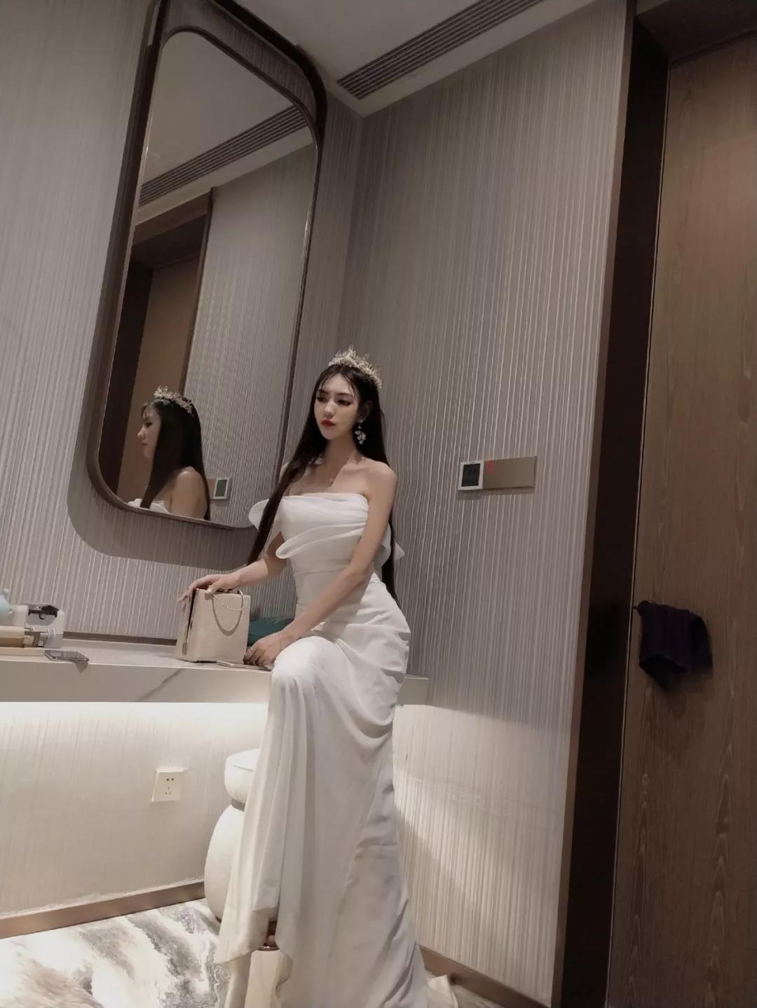 QUNEEN梦游仙境女王派对，天著之上有美的竞相发生