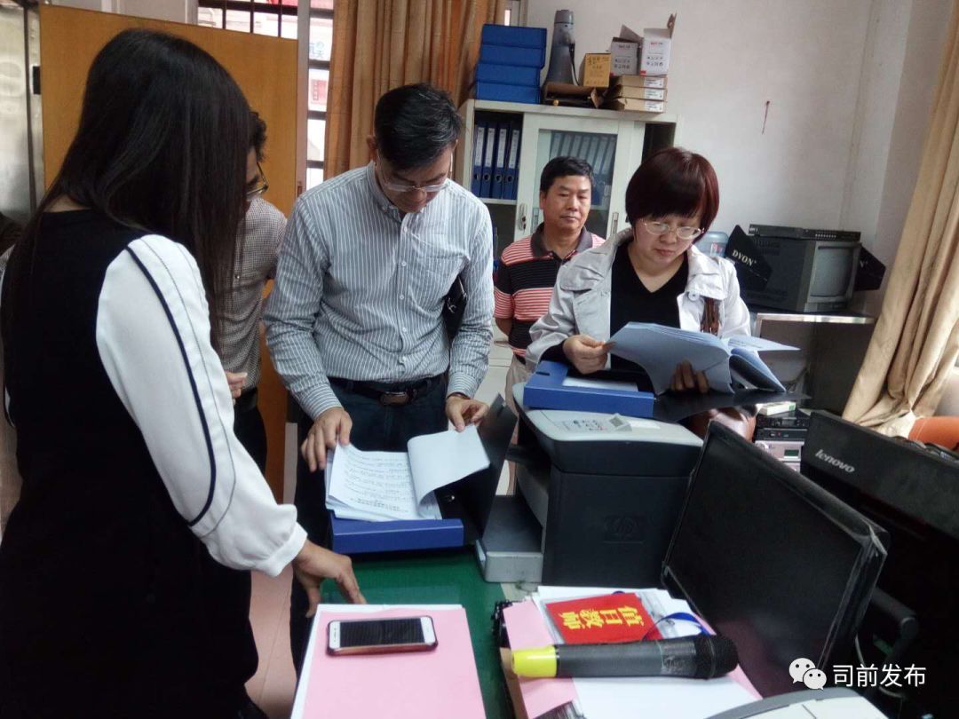 教育者要履行的义务,教育要发展我们教师应该怎么样做