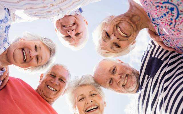 老人喜欢打麻将是好还是坏,老人喜欢打麻将带来的危害