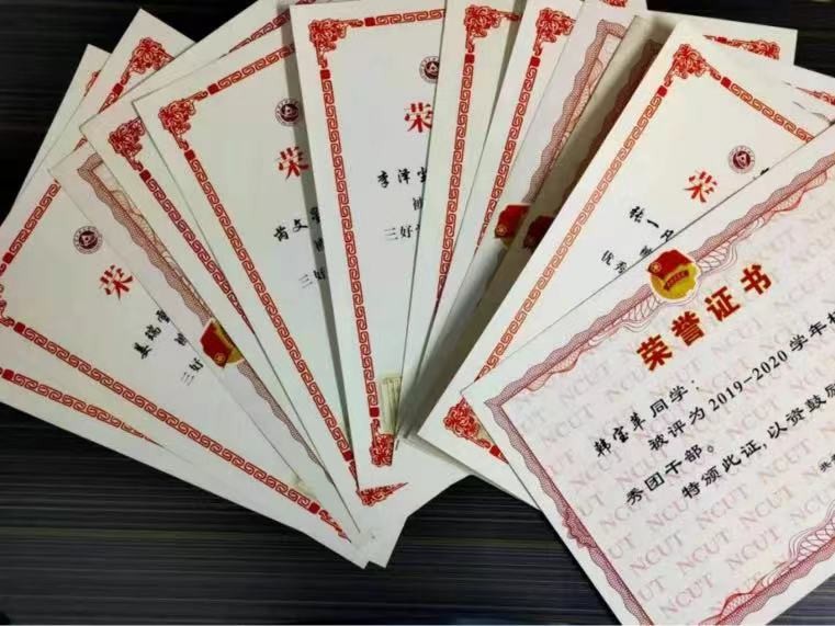 北京超美5“闺蜜”:同上一所大学,住一个宿舍,现集体上岸名校