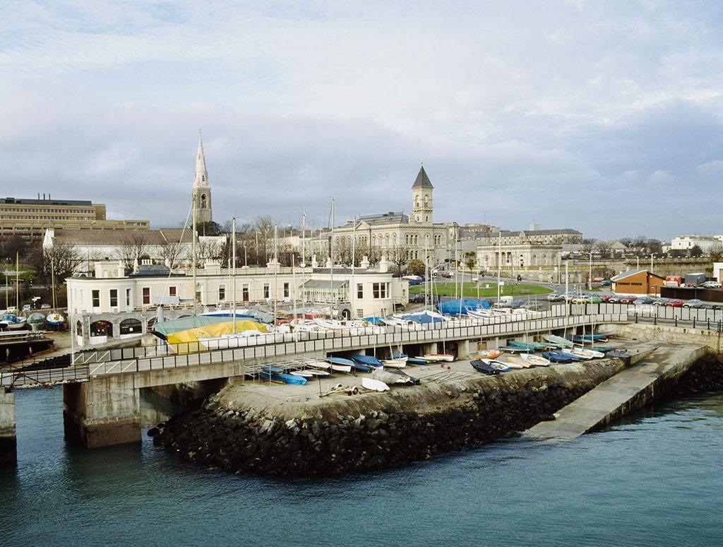 爱尔兰岛为什么有两个国家,分属三个国家的岛屿