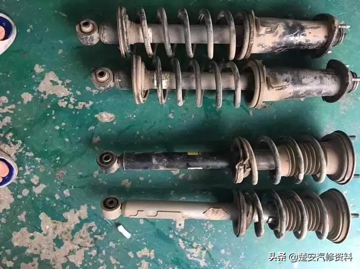 不换机油也能跑10万公里,跑4万公里一定要换这4个部件