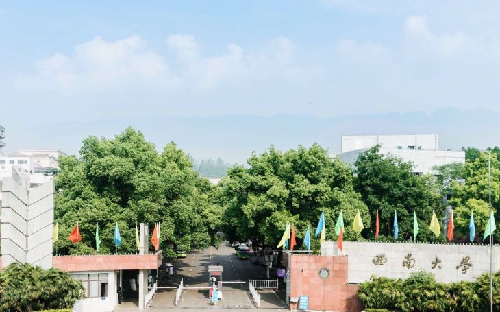 易烊千玺王俊凯王源说重庆话,重庆易烊千玺去过的地方