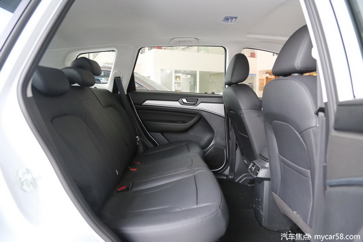 2015款哈弗h6运动版自动豪华型,符合心理预期