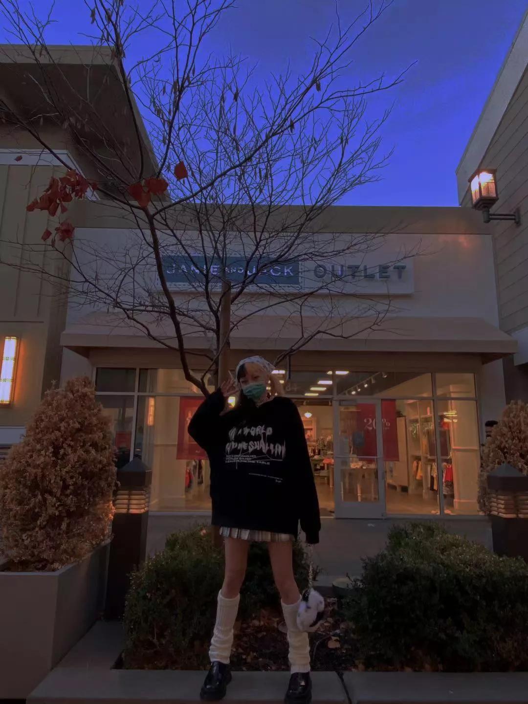 只要上班够土下班就没人认出,只要上班够土下班就认不出来