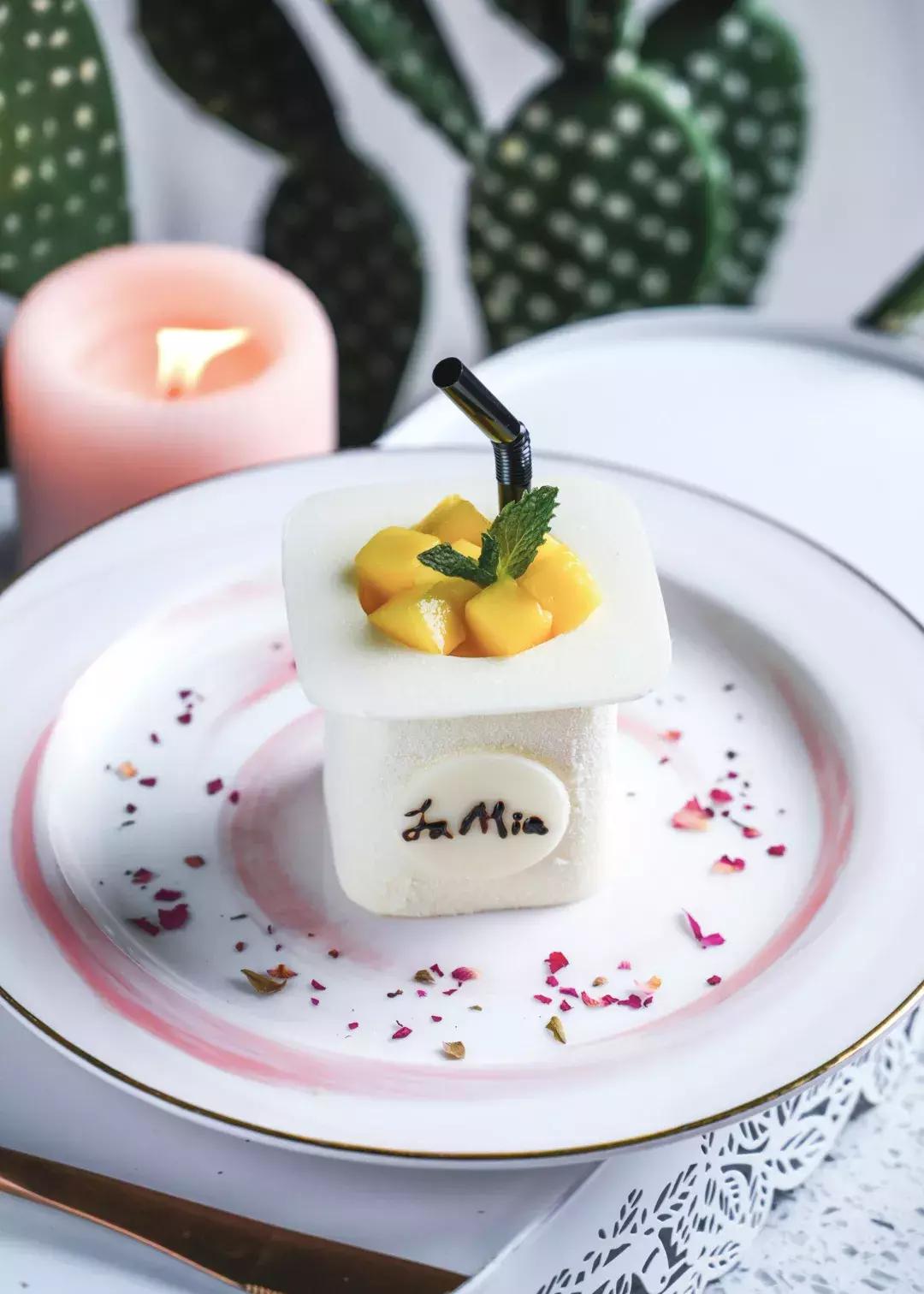 LAMIA甜物博物馆の圣诞限定来了，以爱和节日的名义，享受甜蜜~