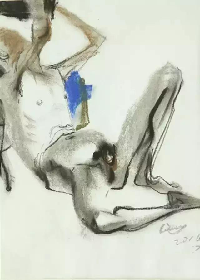 全国素描比赛第一名,九大美院素描欣赏