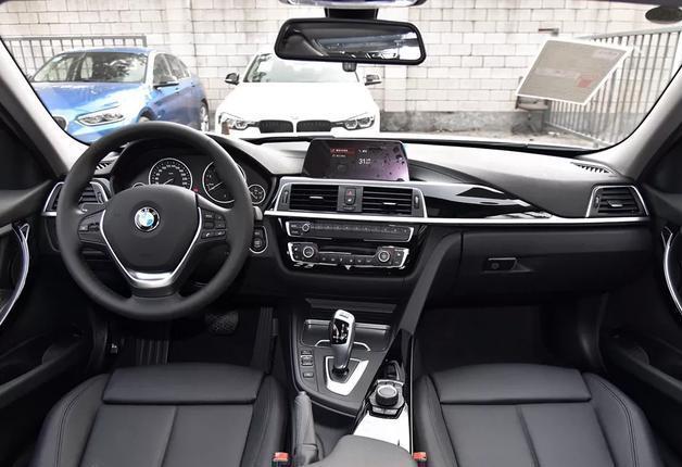 17款宝马318li测评动力,宝马318动力到底怎么样