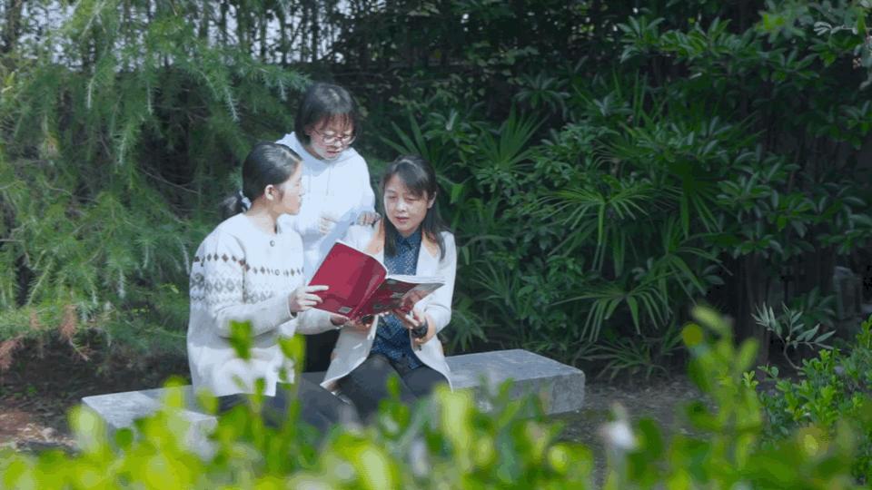 南京八大名校高考喜报,北大喜报背后的故事