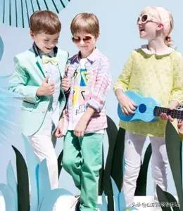 您有一张枣庄万达超市购物卡待领取！还有万味盛典狂欢美食节已经开启！超多福利惊喜都等你来揭晓