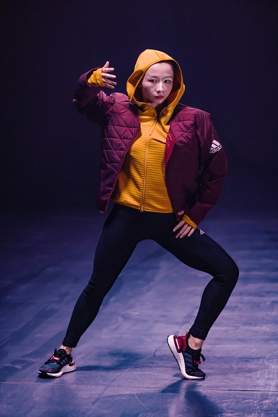 阿迪达斯ozweego春季新款,阿迪达斯新品来袭