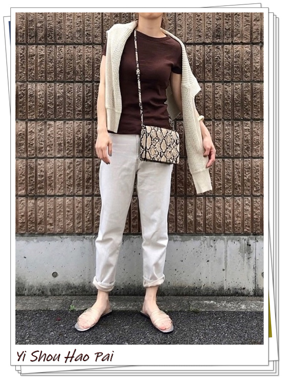 优衣库的宽松t恤叠穿,优衣库的简约穿搭