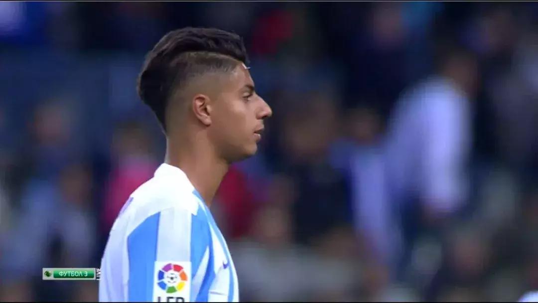 掌故|马斯图尔：出道即巅峰，坠落如仲永