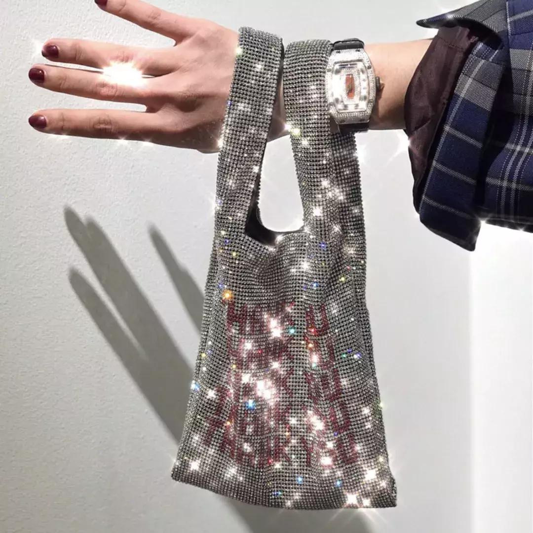 女生第一个大牌包买什么合适,人生第一只名牌包怎么选