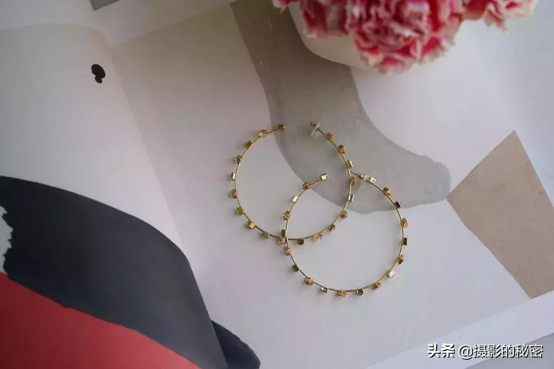 人像首饰拍摄技巧,拍首饰套装怎么拍出高级感