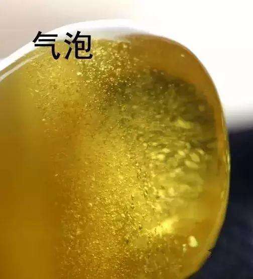 琥珀原形毕露怎么辨认,辨别有虫琥珀真假的方法