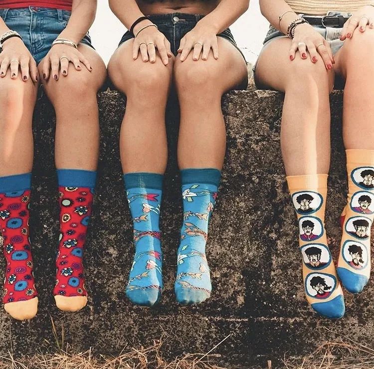 你的袜子很臭用英语怎么说,你的袜子能穿吗