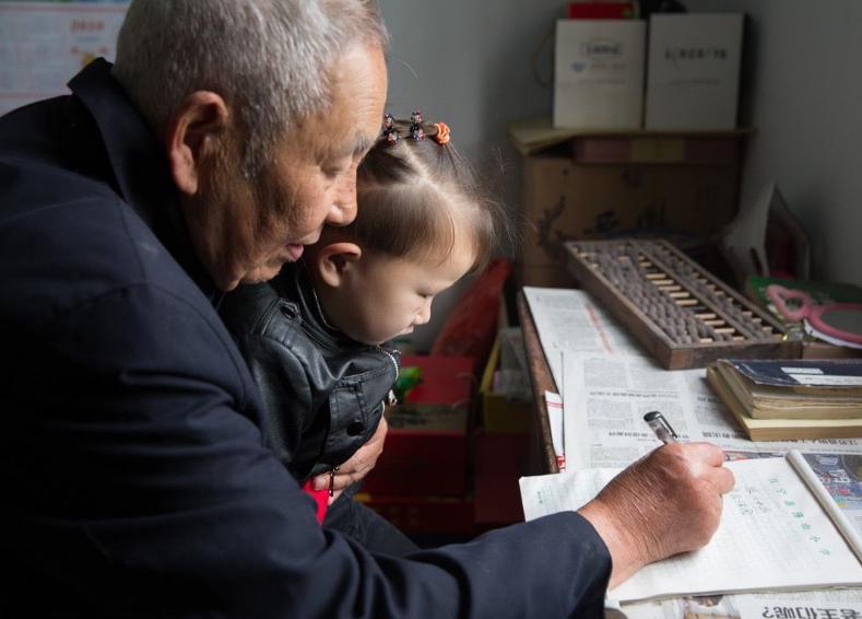 孩子字太丑小妙招,女儿写字太丑怎么纠正