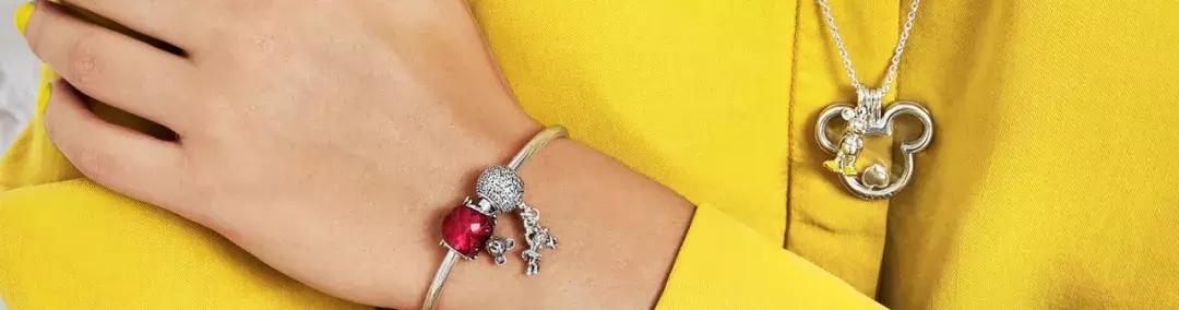 代购回应lv坚决打击代购,潘多拉品牌现在怎么样了