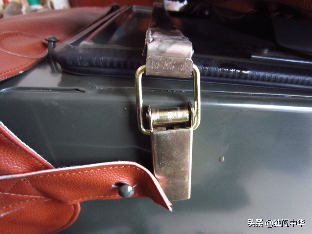 银钢边三轮悍路者改装,银钢悍路者300改边驱