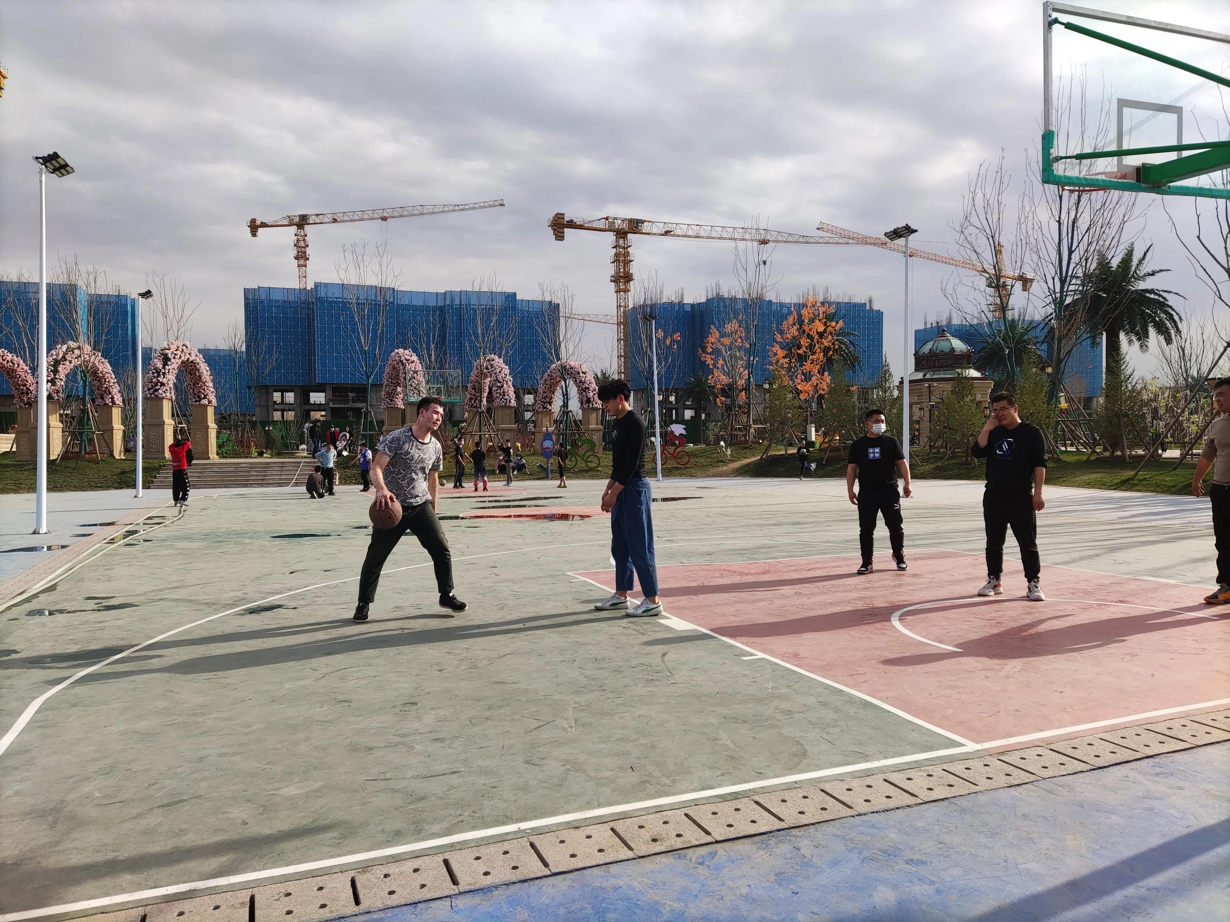 乌鲁木齐带娃娃去哪里玩比较好,乌鲁木齐周边带娃娃玩的地方