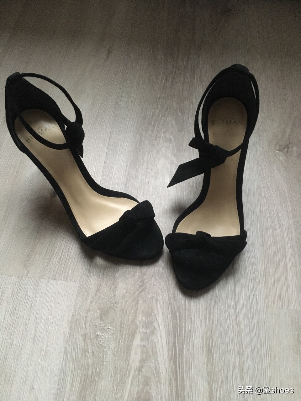 特适合春季的6款高跟鞋,中跟时尚潮流高跟鞋搭配