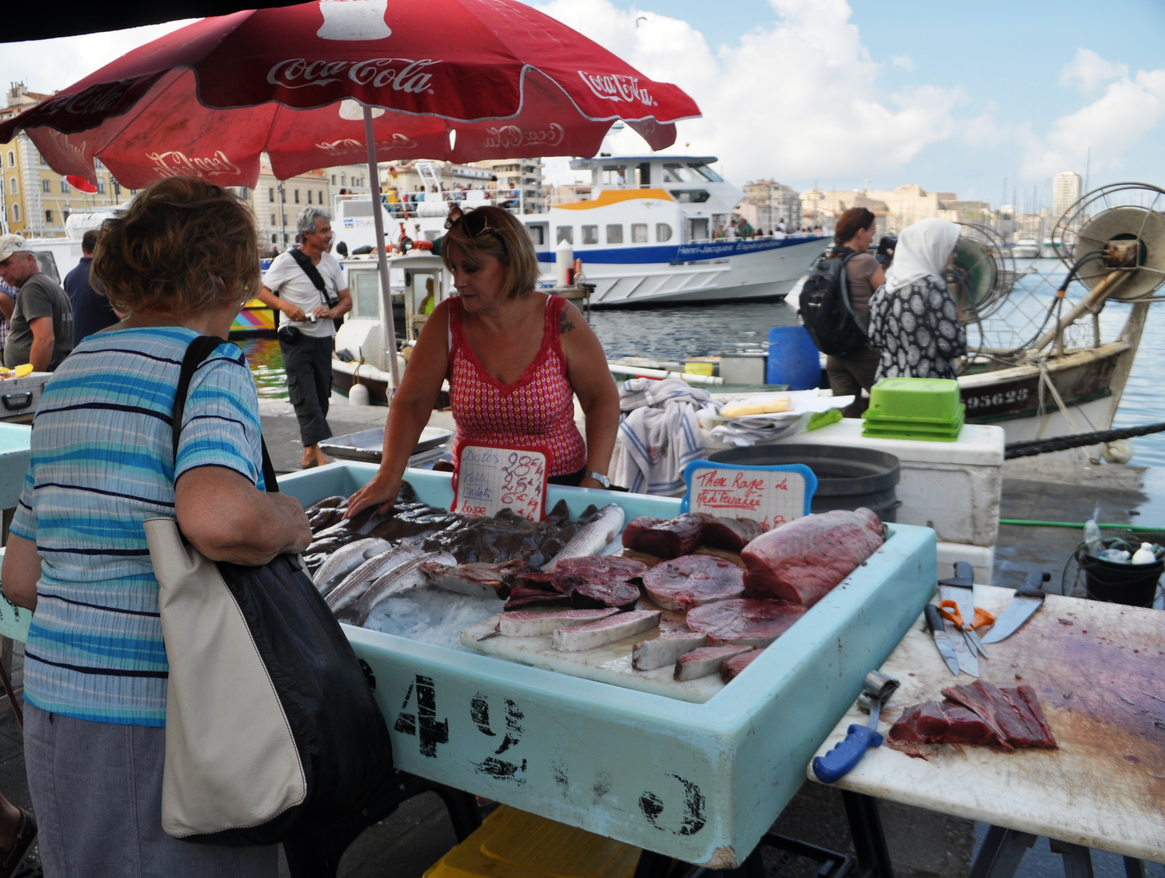 一座以偷窃闻名的城市，却被法国写进*歌国**，它到底有什么魅力？