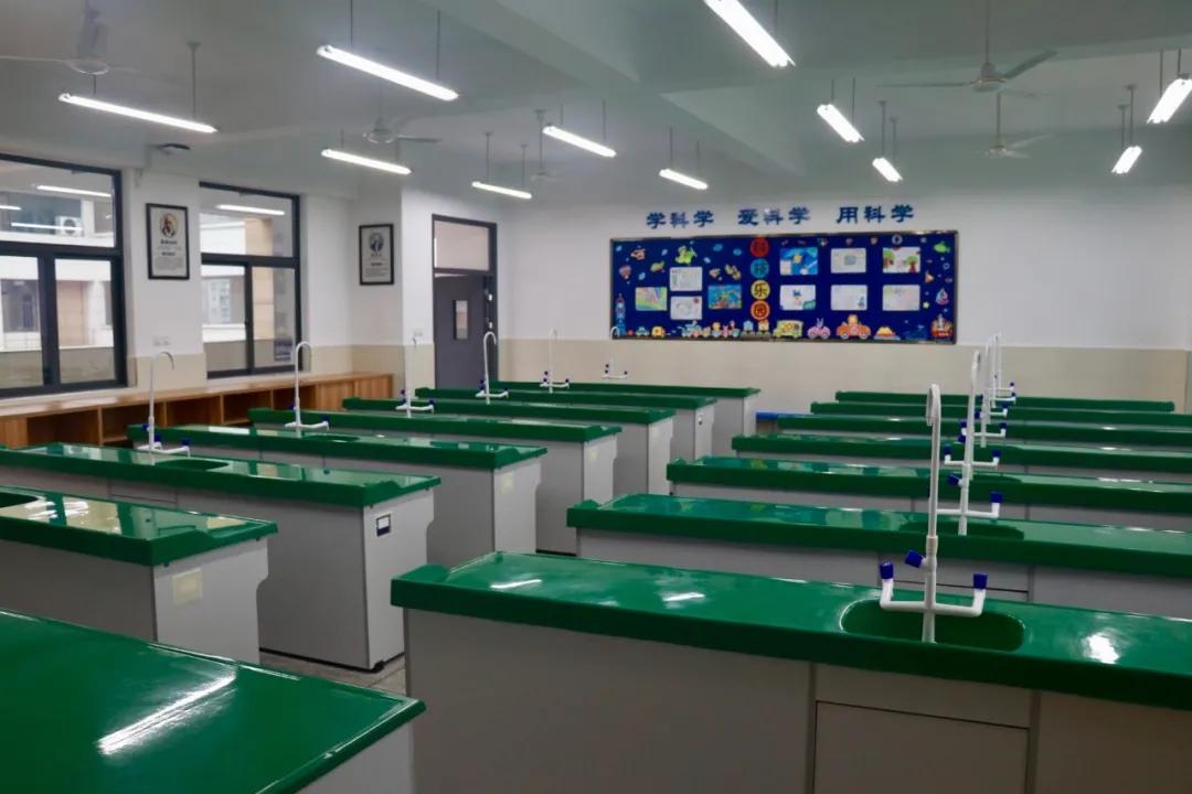 尚雅文笔相约明天——连江县文笔小学欢迎新同学