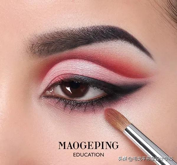 欧式深邃大眼妆怎么画,欧式双眼皮眼妆怎么画干净又高级