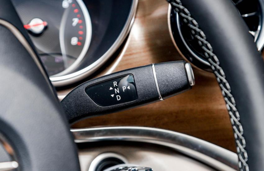 新一代奔驰v260l报价及图片,试驾奔驰v260l旗舰车型