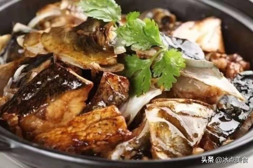 正宗石锅鱼绝密配方,石锅鱼底料配方和做法家庭版