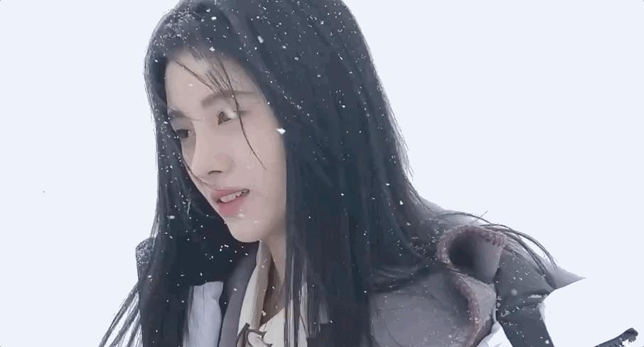 脸超干用什么粉底液,天气干脸上起皮了