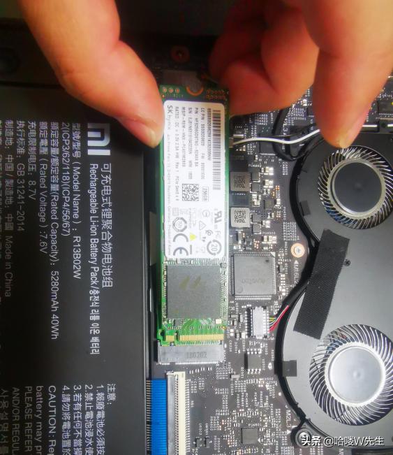 m.2固态硬盘接哪一个接口好,m.2固态硬盘装在哪个槽比较好