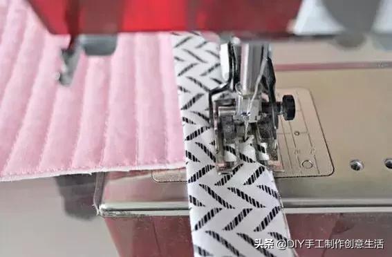 简单的拼布被子的做法,20款漂亮的拼布被子教程