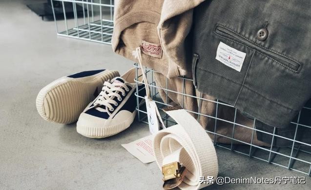 鍊熼瓊閲嶇敓灏忚,鍊熼瓊閲嶇敓