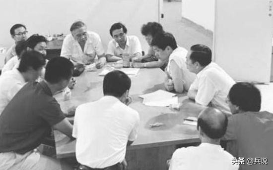 回顾歼10首飞：3秒钟，漏3滴油，总师宋文骢彻夜不眠