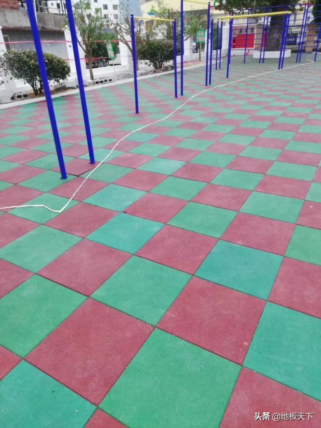 室外滑滑梯橡胶地垫,户外橡胶防滑防水减震地垫