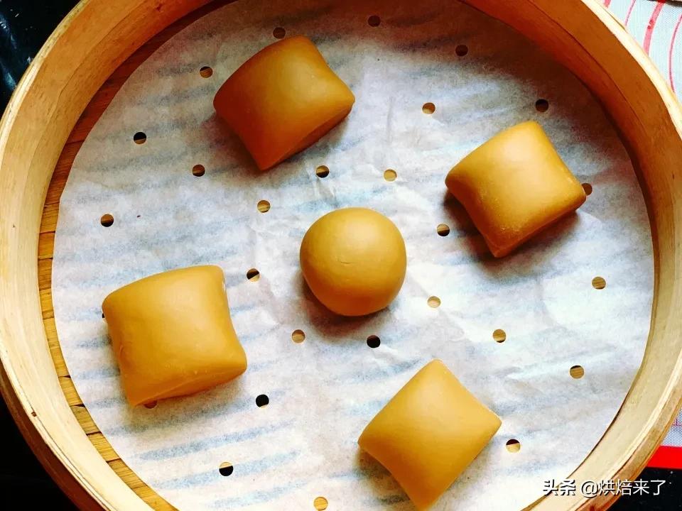 面粉红糖馒头的做法和发面全过程,红糖馒头做法和发面全过程家庭版