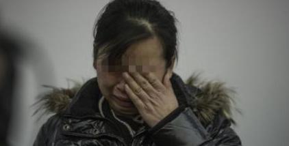 小孩老是半夜喊屁股疼,5岁女宝经常说肚子痛腿疼