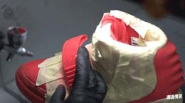 抖音万能修复神器，泡面真的能补鞋吗？专业球鞋修复师这么说