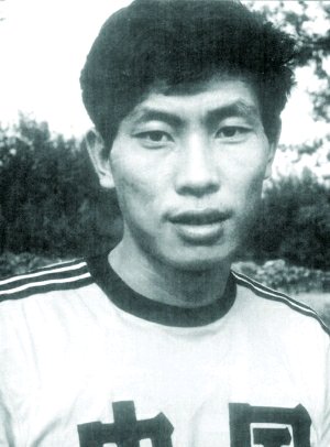 黄向东简历,黄向东近照