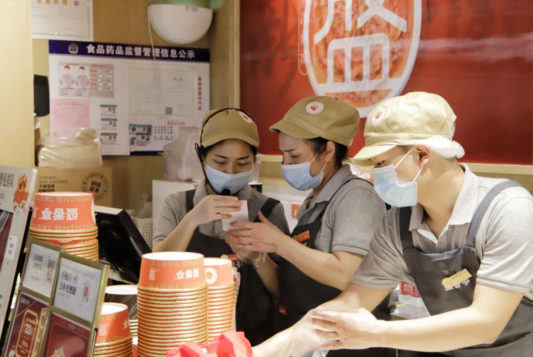 盛香亭热卤为什么这么火,盛香亭新式热卤创始人