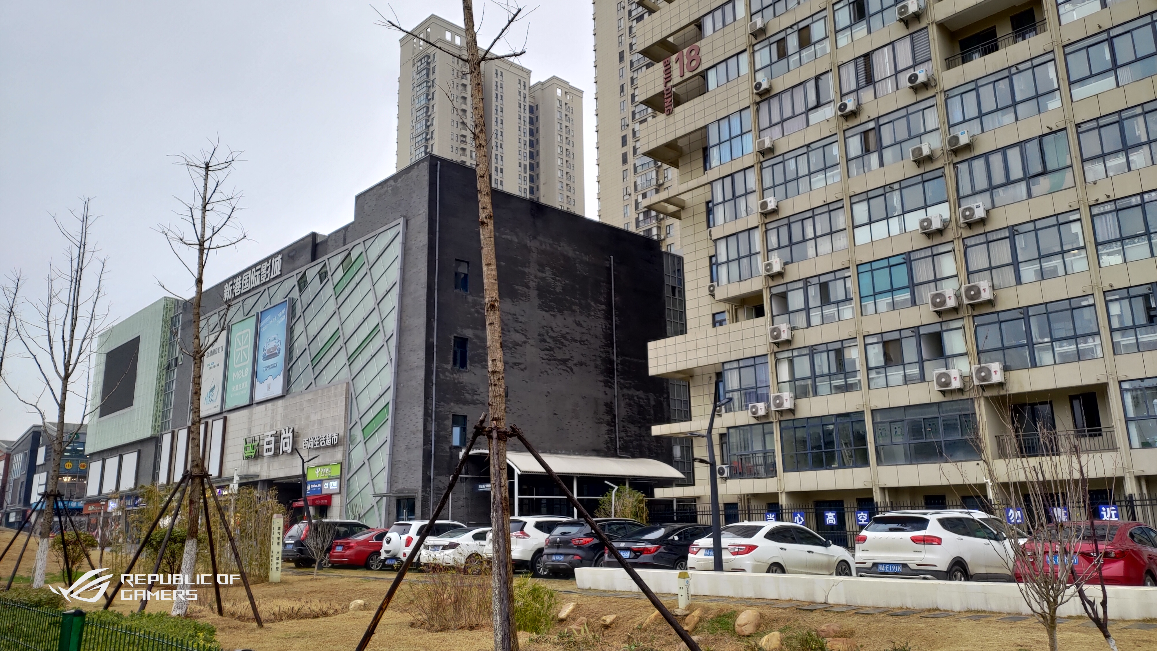 华硕rog手机2代吃鸡黑科技,华硕rogstrixz370-hgaming