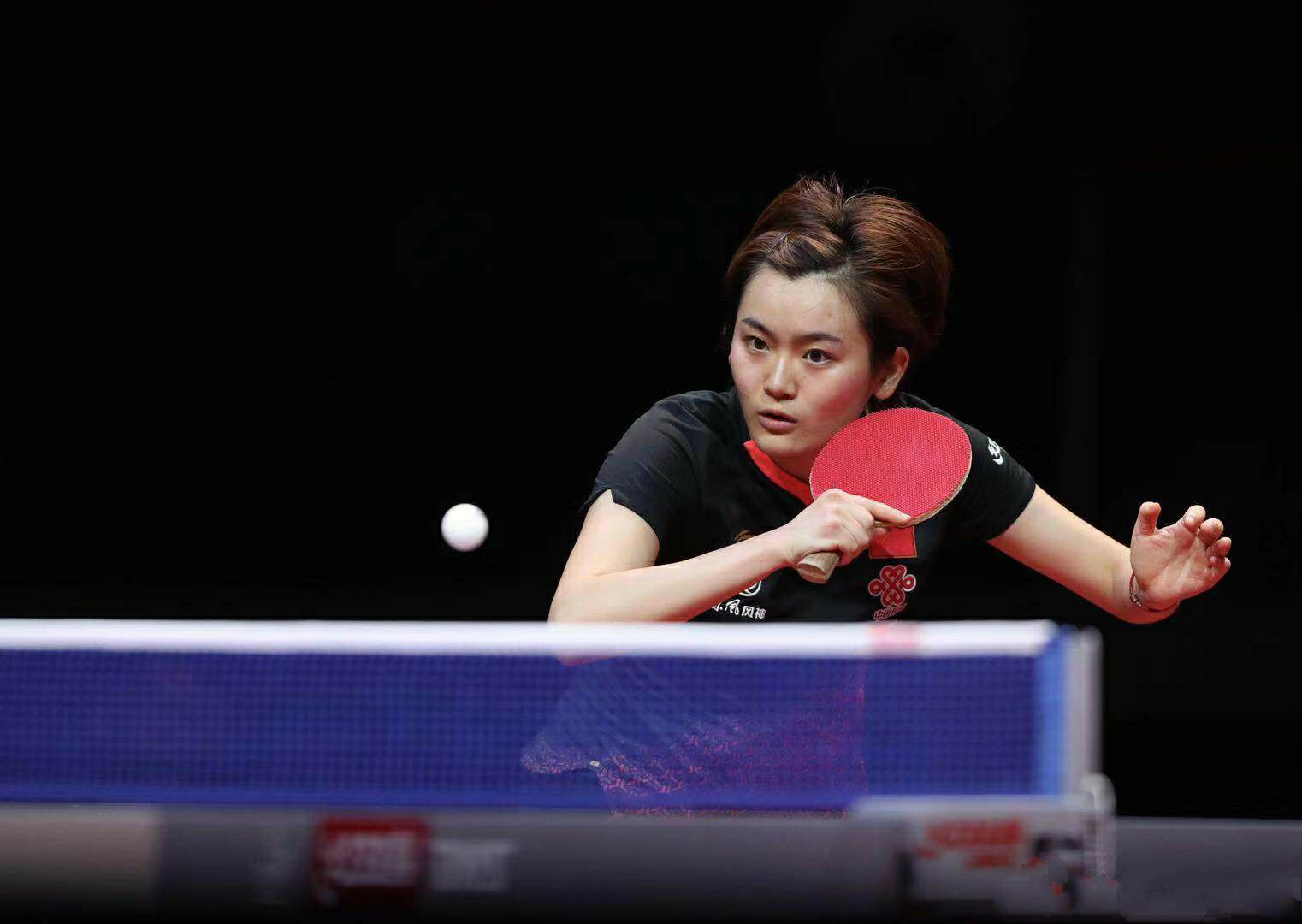 孙颖莎辞职的教练,孙颖莎回应更换主教练