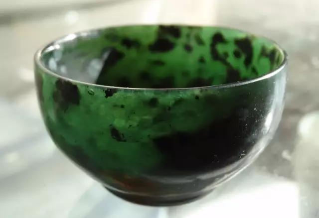 怎么能知道是不是真正的和田玉,怎么知道是不是真的和田玉