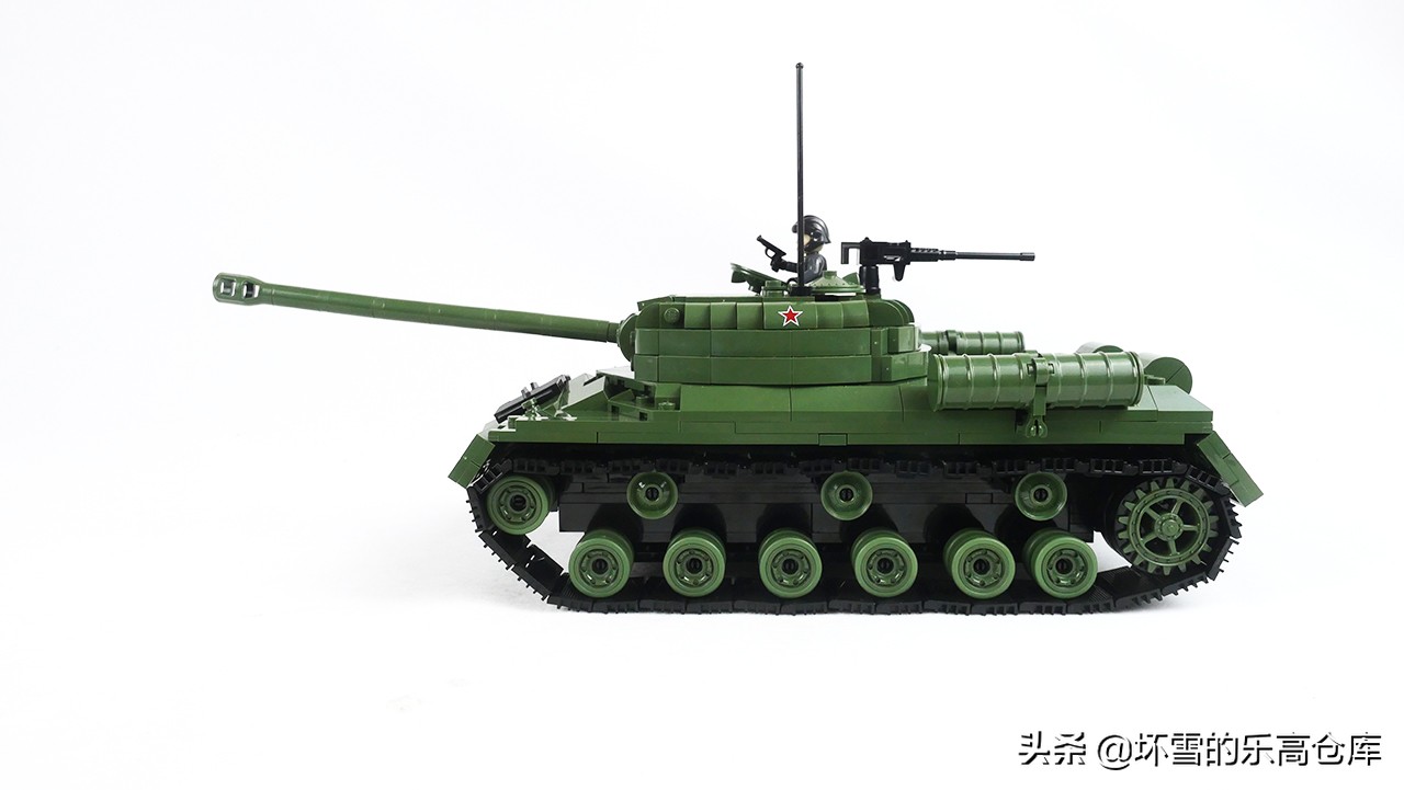 表现出色的过气产品：Cobi积木IS-3重型坦克评测