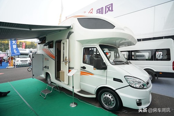 欧胜底盘短轴低顶升顶房车,欧胜底盘和宝迪底盘比较