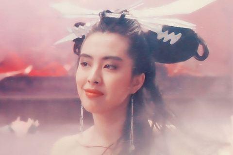 风姿惊艳的王祖贤,曾经的一代女神王祖贤也初现老态